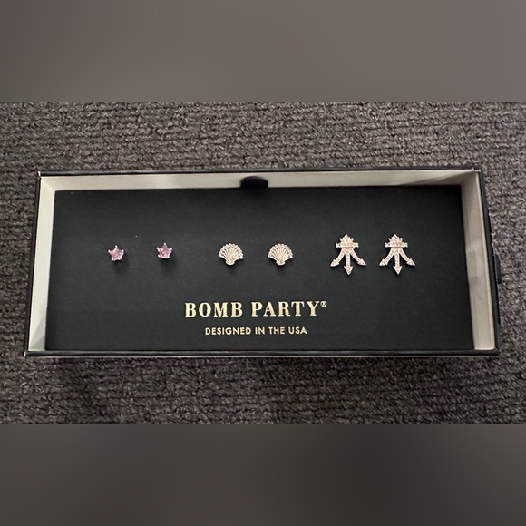Bomb Party Simply Studs - Picture 1 of 1
